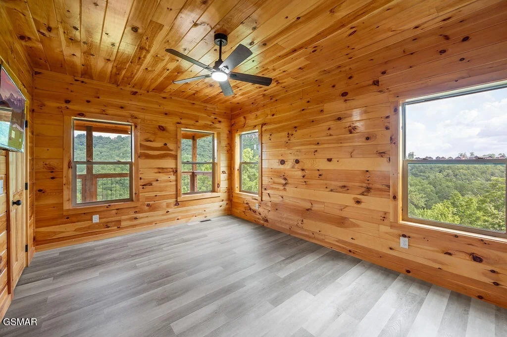 Photo of 4183 Chamberlain Lane