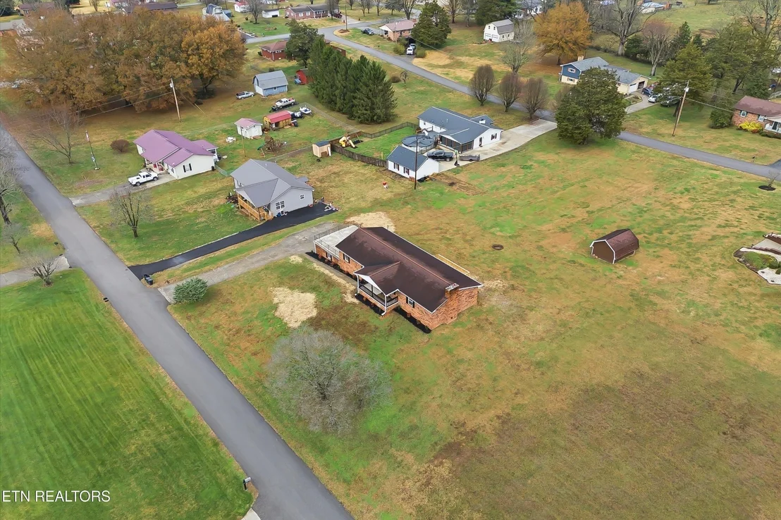 Photo of 229 Brown Crest Rd