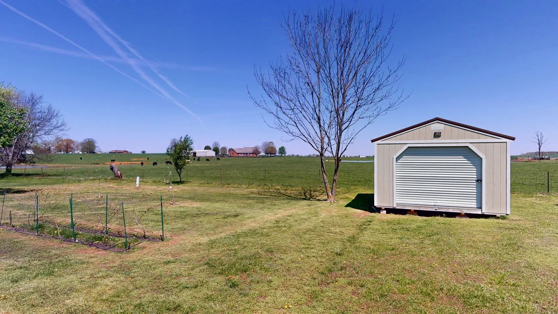 Photo of 136 Coates Rd