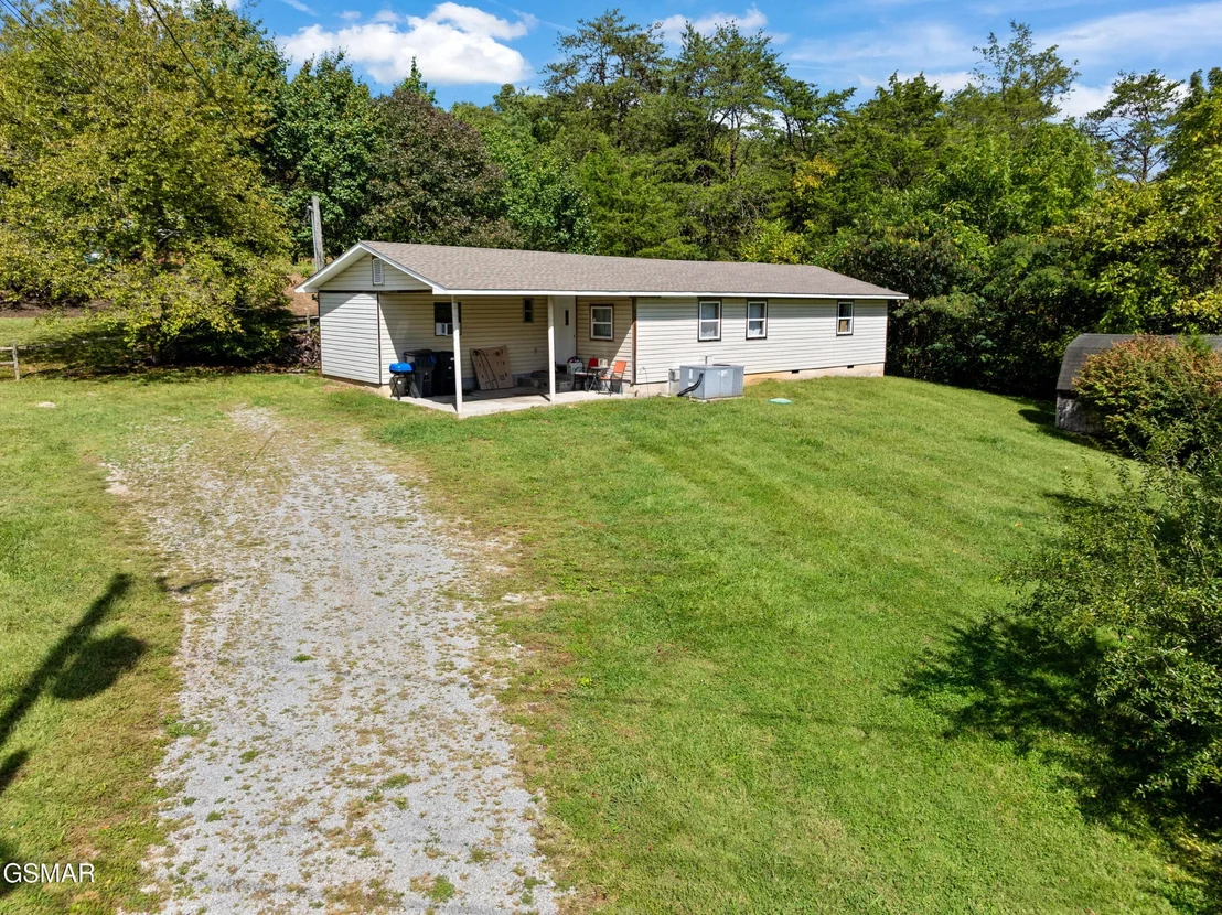 Photo of 3129 Glenn Huskey Road
