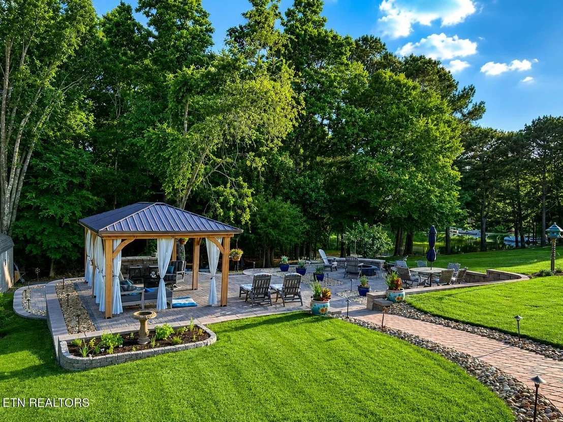 Photo of 140 Big Oak Drive
