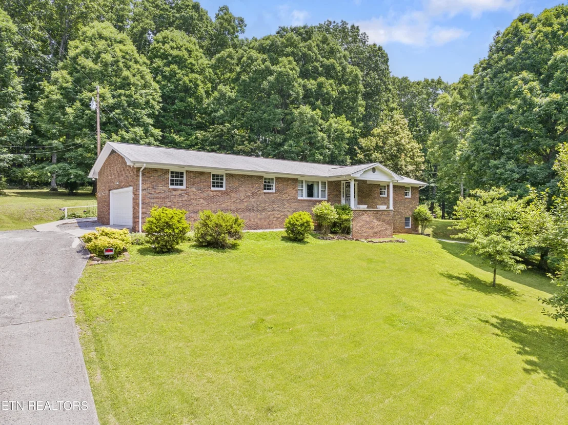 Photo of 149 Glenn Circle