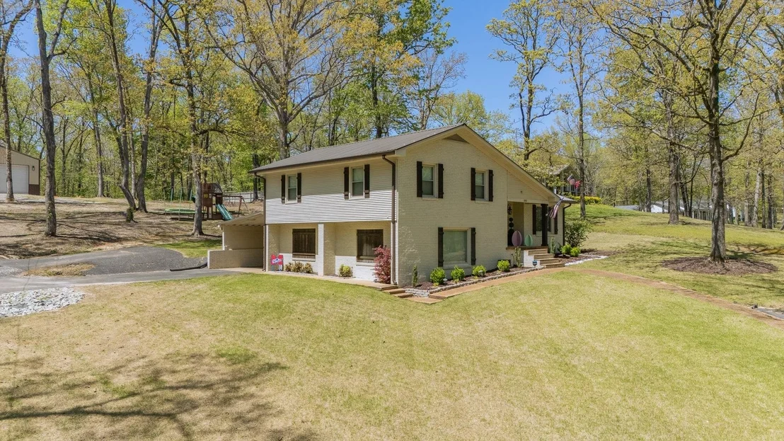 Photo of 180 HORNER DR