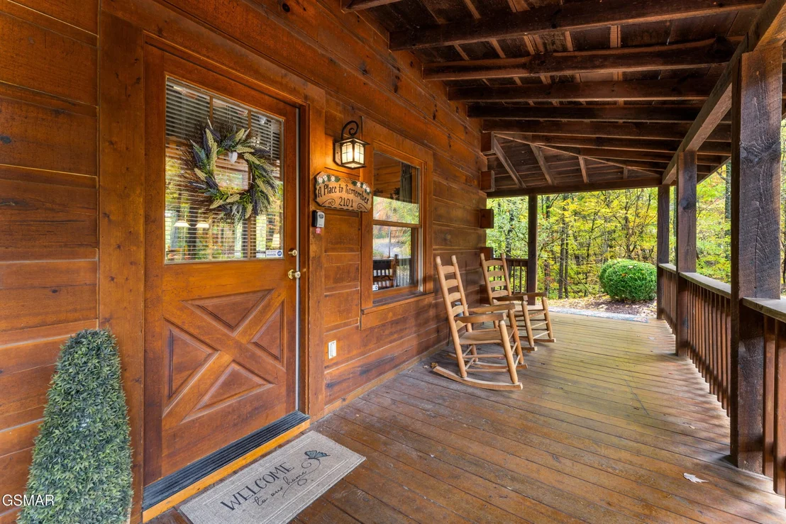 Photo of 2101 Red Bud Road