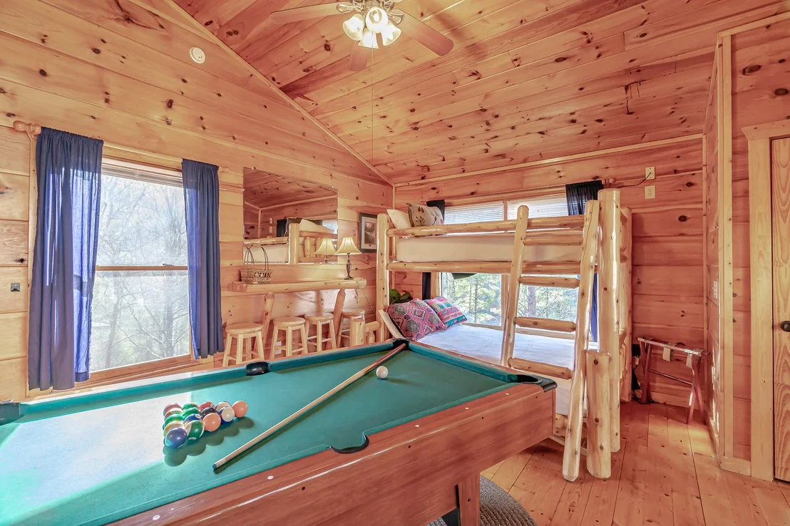 Photo of 721 Ski View Lane
