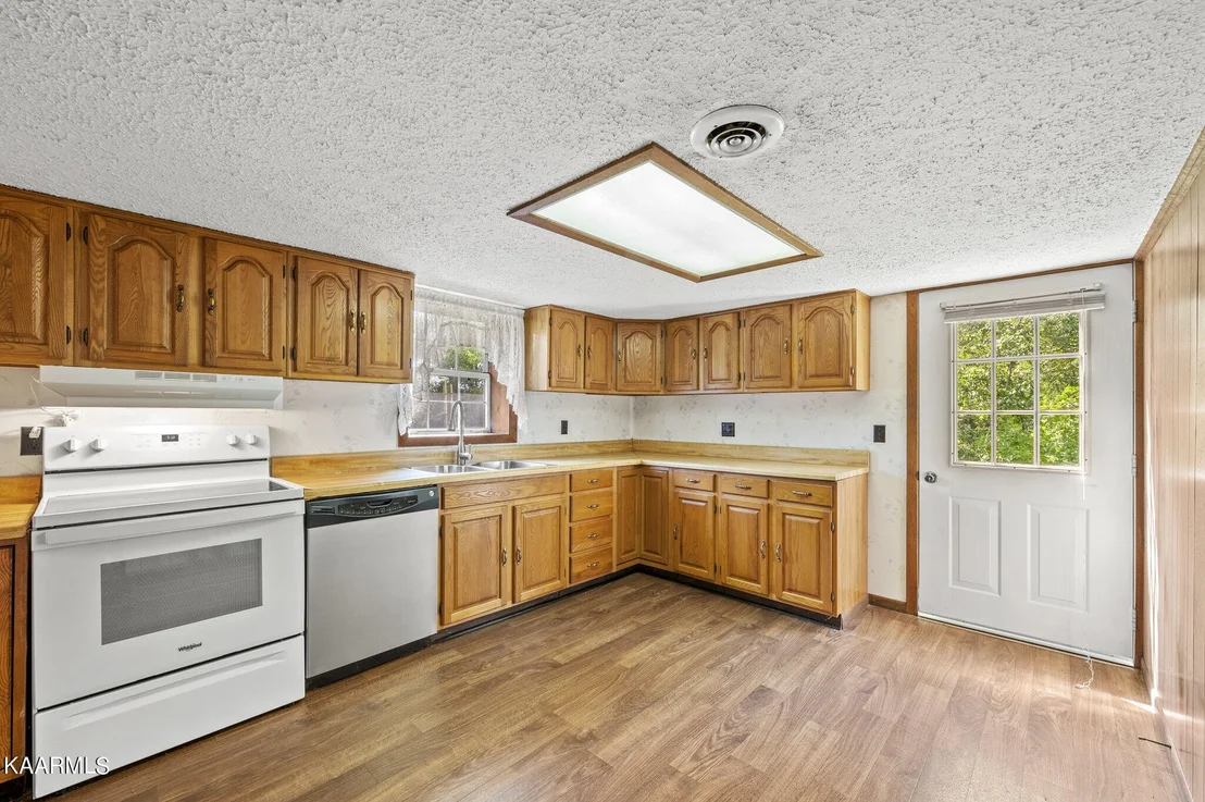Photo of 2787 Easy St. St
