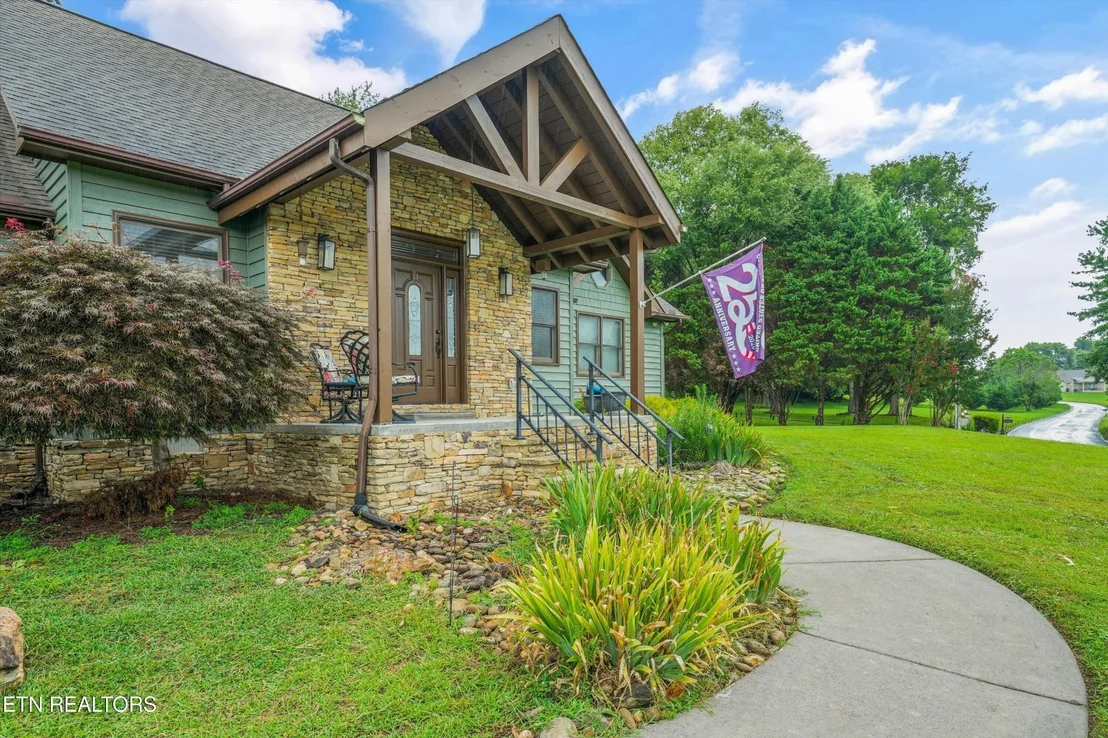 Photo of 2939 Deep River Drive