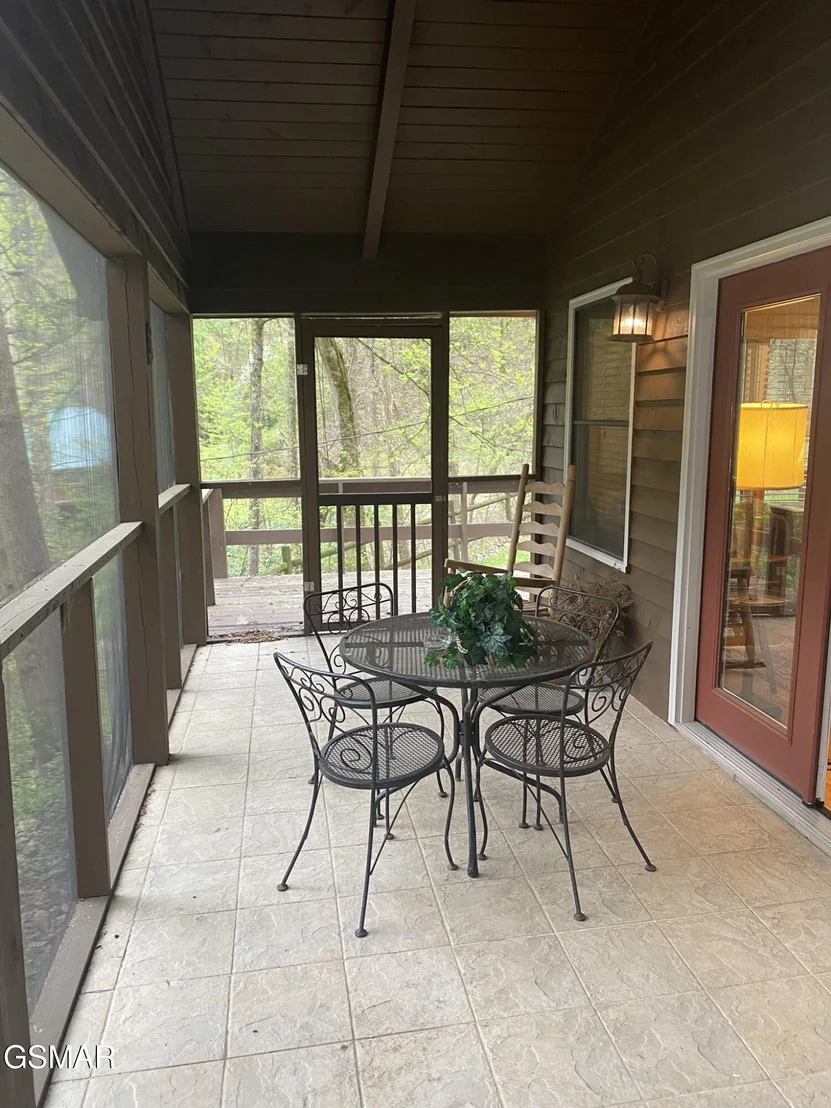 Photo of 2744 Black Walnut Flats Road