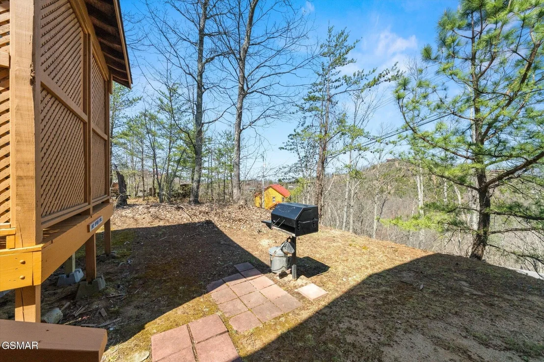 Photo of 2124 Windy Lane