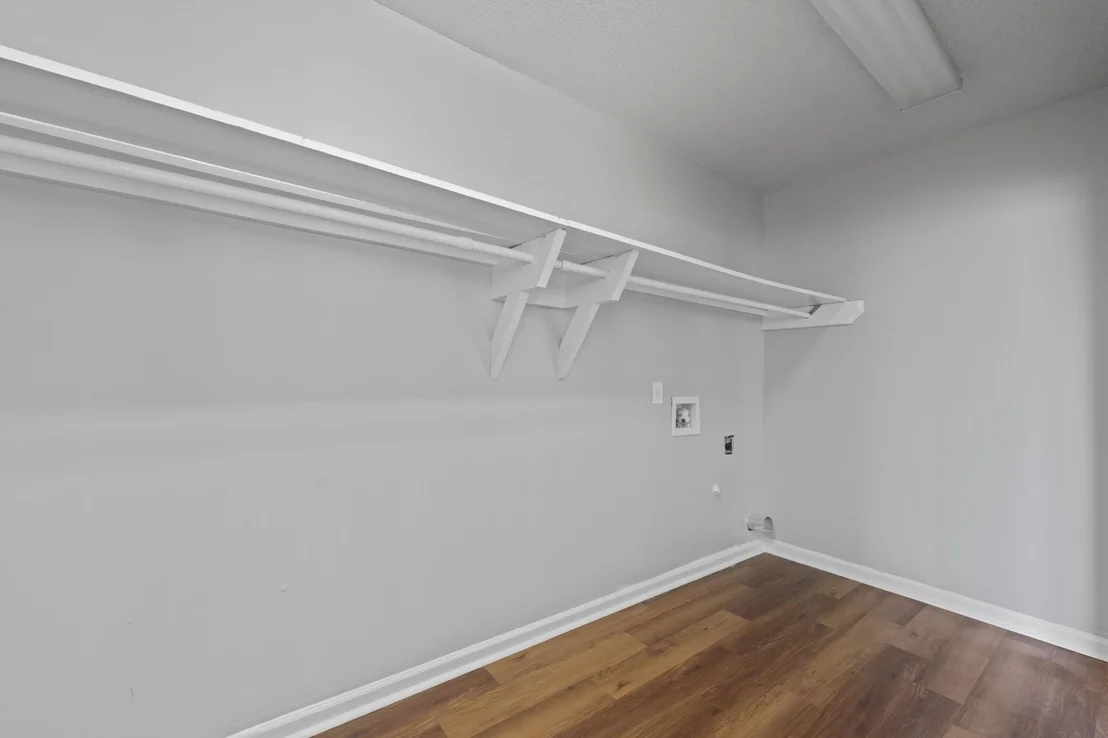 Photo of 1355 DORIS AVE