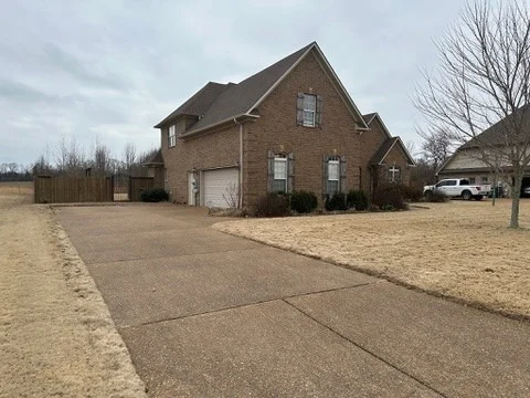 Photo of 189 Flagstone Dr