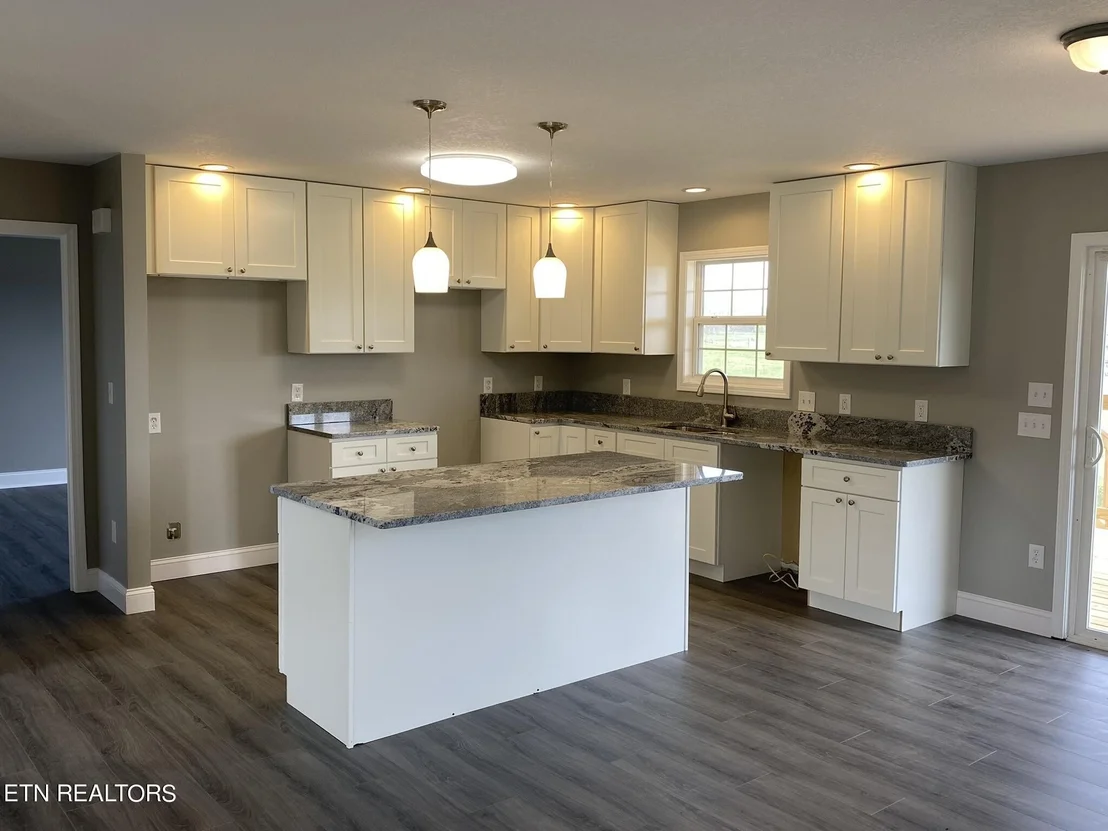 Photo of 729 Tuckahoe View Tr