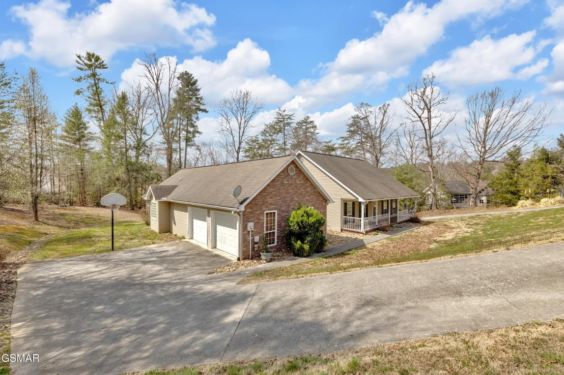 Photo of 2210 Battle Ground Drive