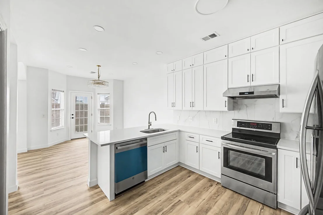 Photo of 82 Heaton Close