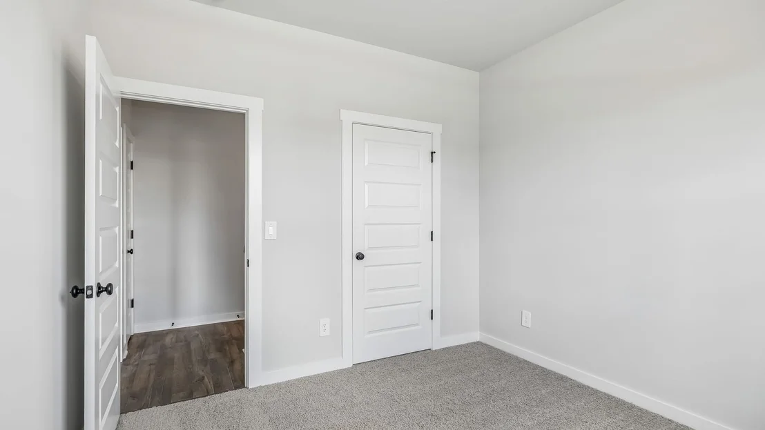 Photo of 293 Harvest Point Blvd