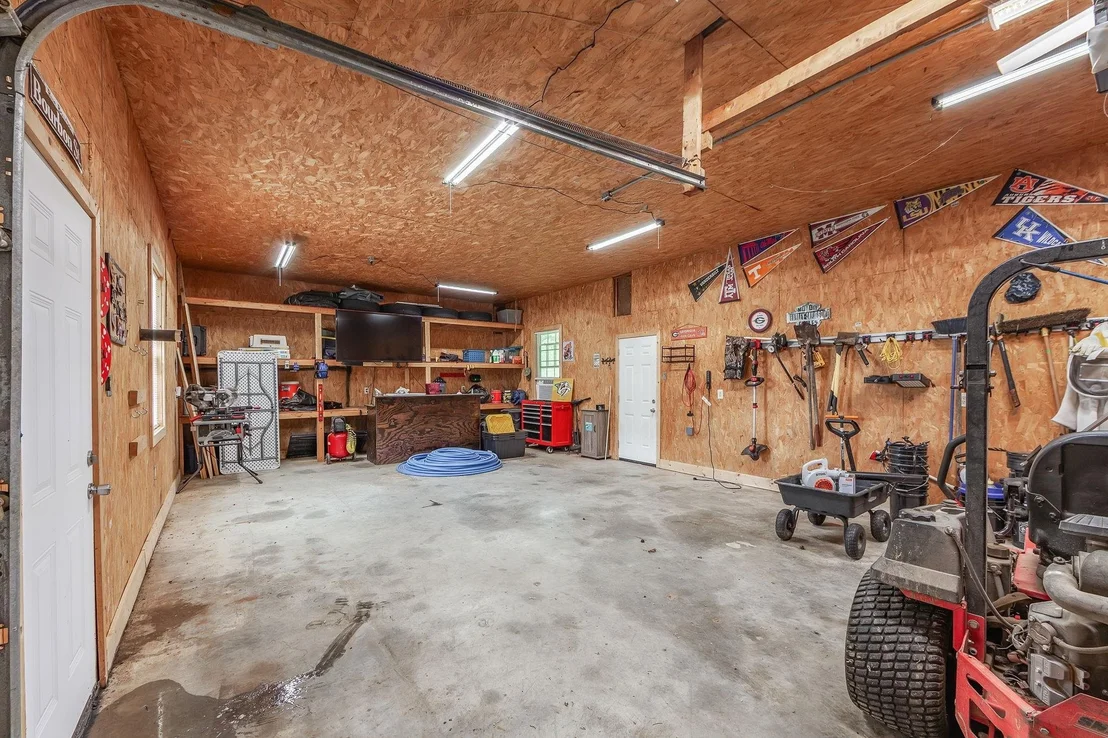Photo of 135 DAVIS RD