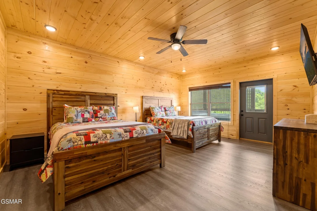 Photo of 812 Peak Lp Way