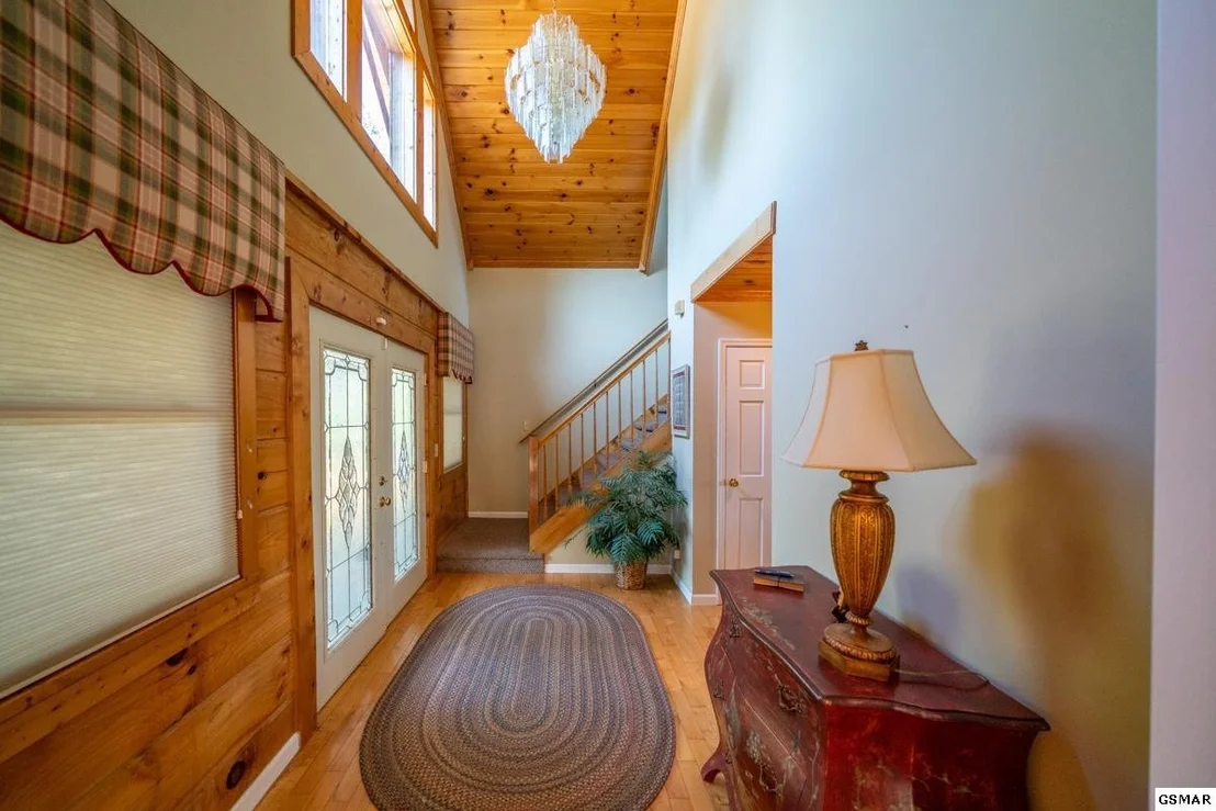 Photo of 1119 Gordon Way