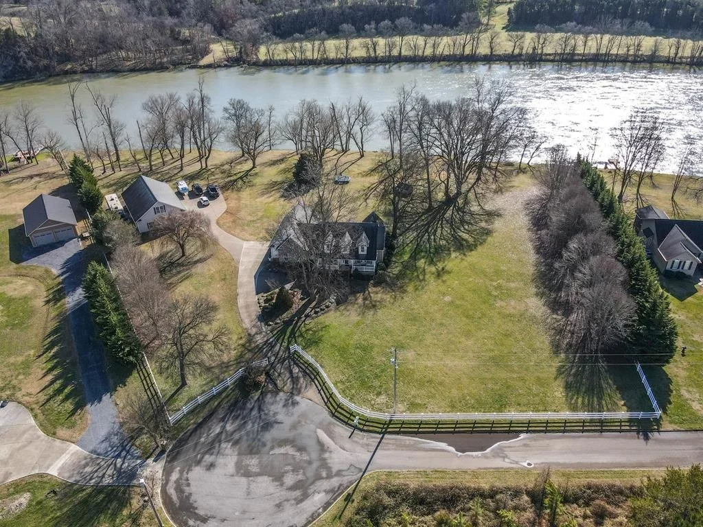 Photo of 2970 Deep River Road