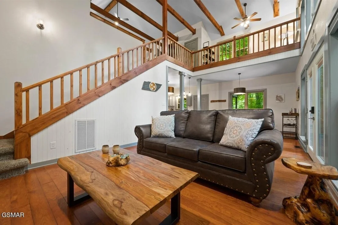 Photo of 438 Laurel Road