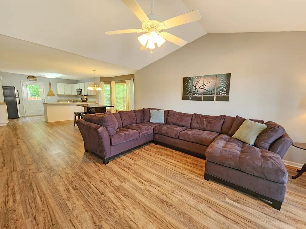 Photo of 2422 Cross View Drive