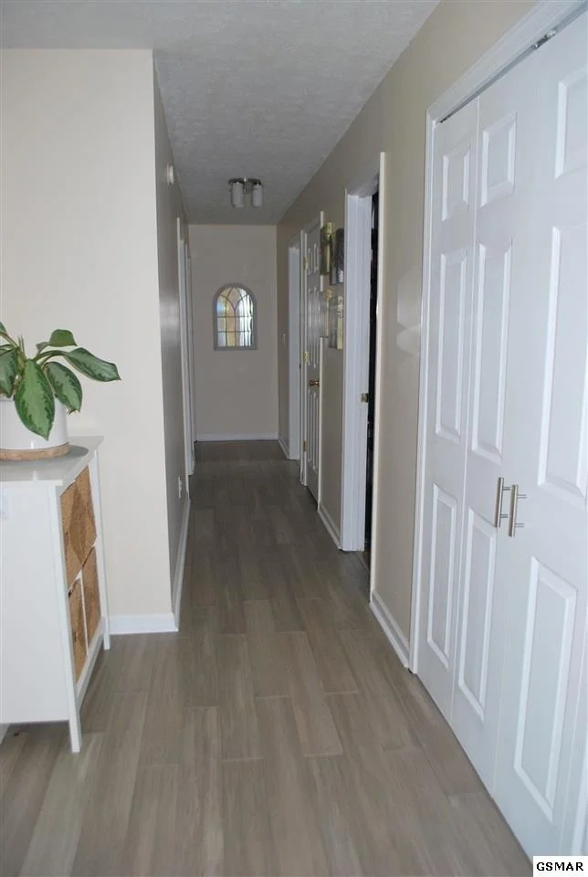 Photo of 227 River Valley Circle