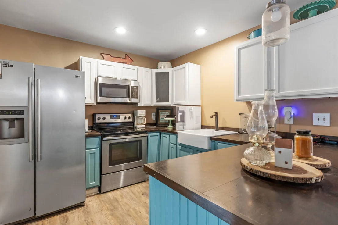 Photo of 192 Dover Road NE