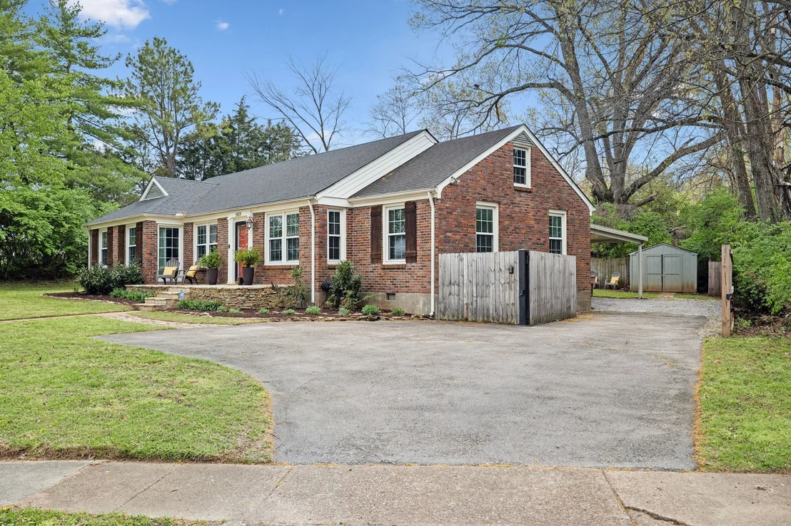 Photo of 5601 Stoneway Trl