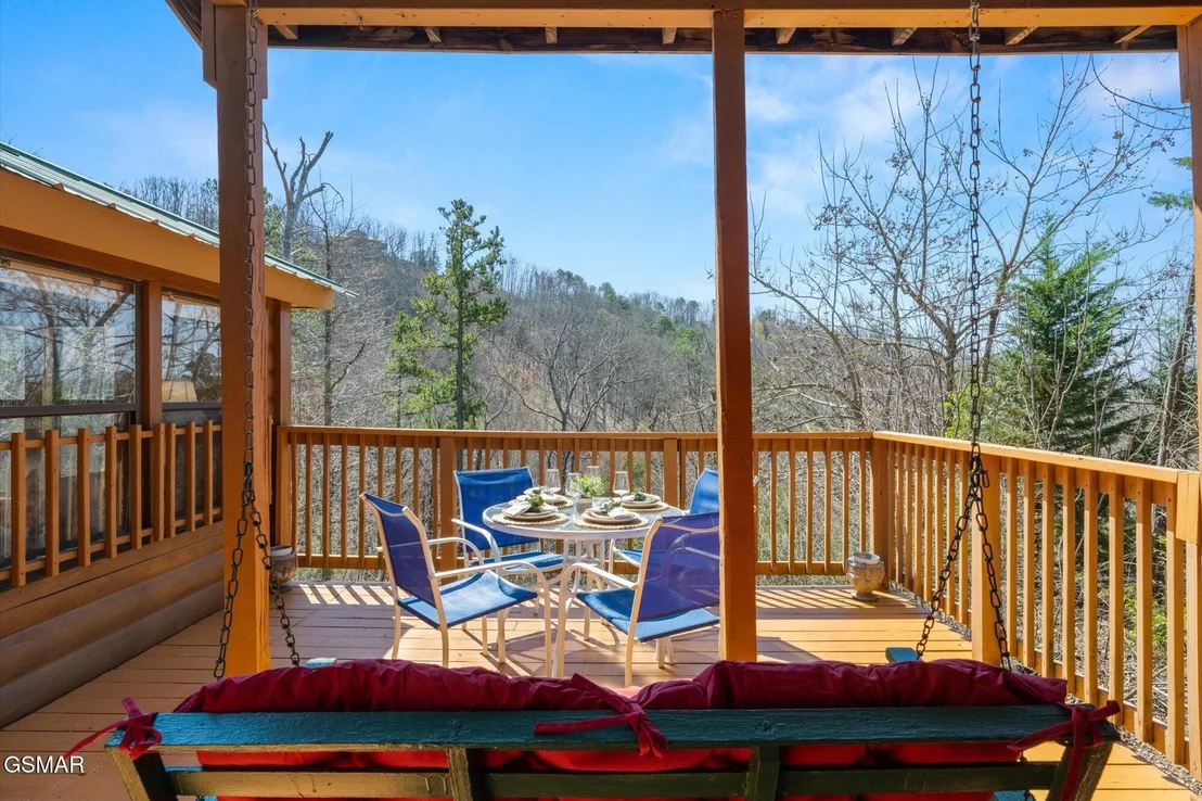 Photo of 2124 Windy Lane