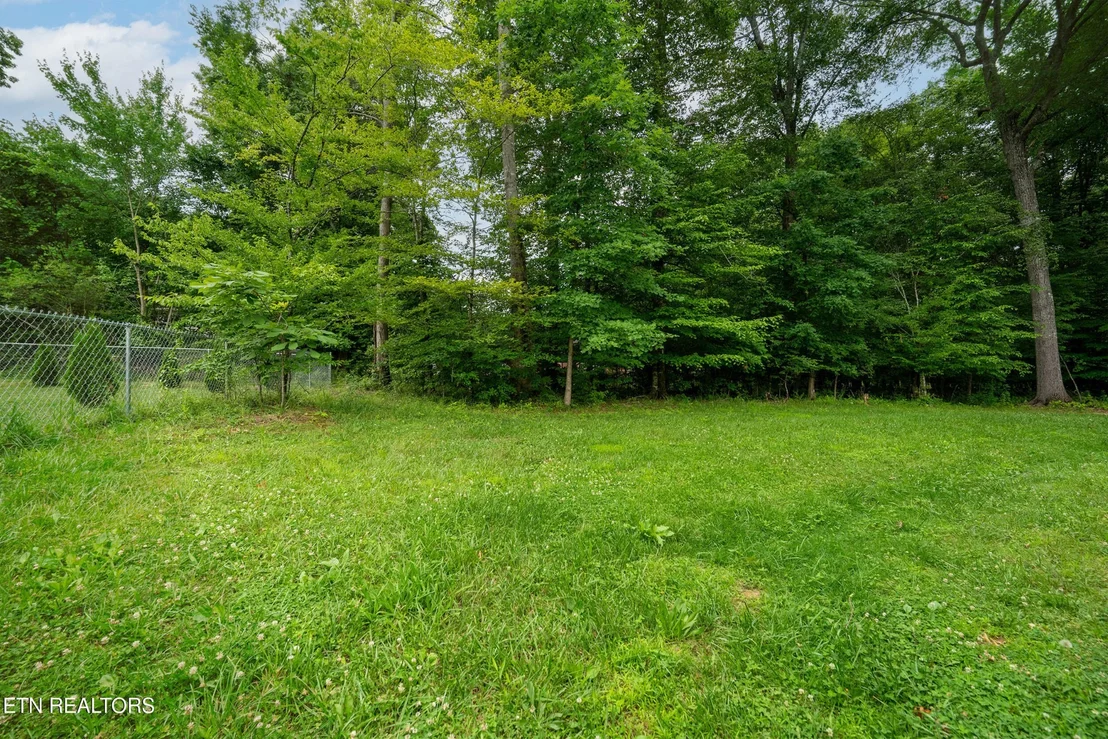 Photo of 534 SHELLBARK Rd