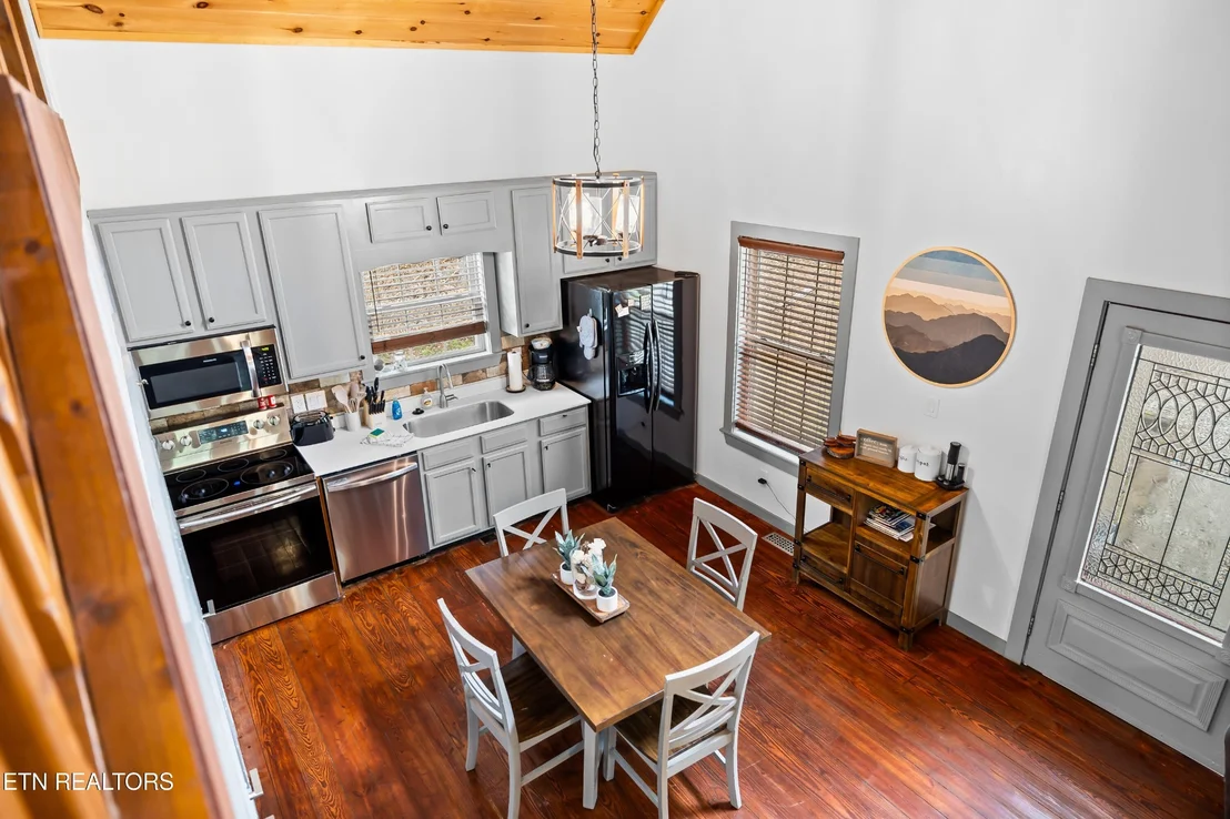 Photo of 516 Clearwater Circle