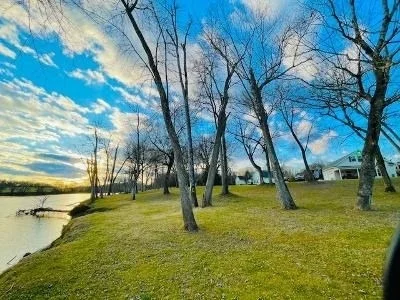 Photo of 2970 Deep River Road