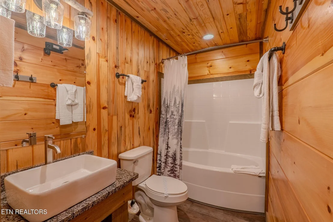 Photo of 2414 Hackberry Drive