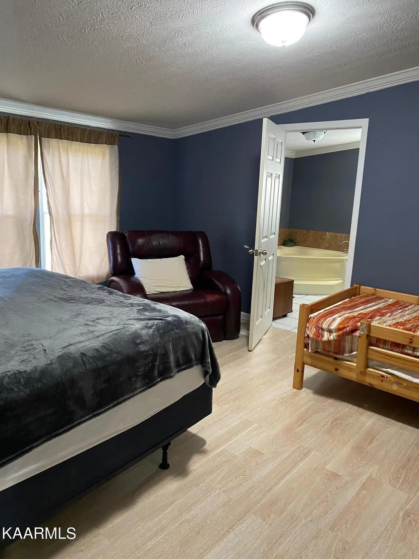 Photo of 310 Abrams Rd