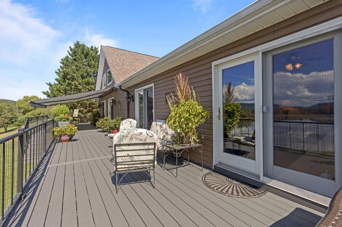 Photo of 122 Eagle Point Drive