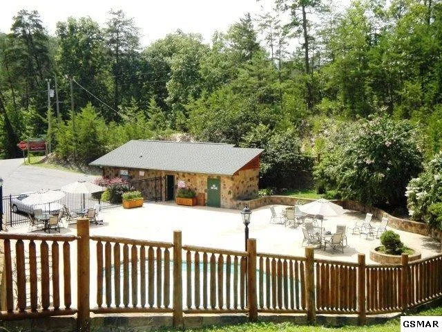 Photo of 2303 Rand Road