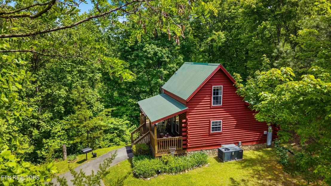 Photo of 1830 Cherry View Lane
