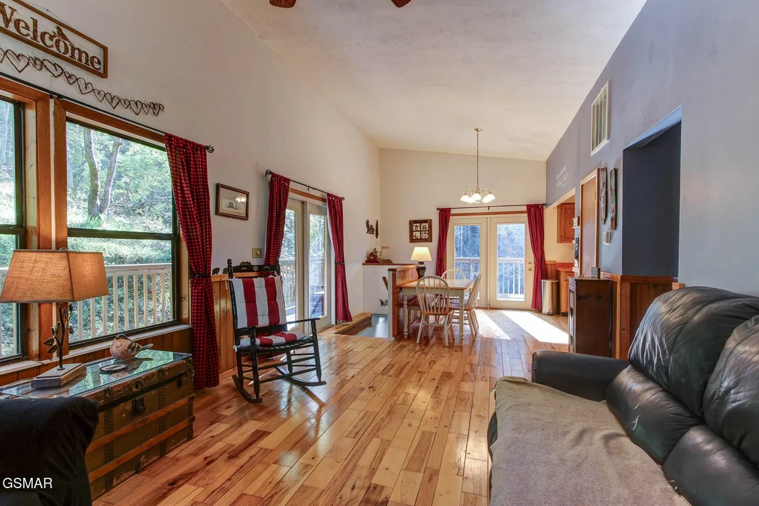 Photo of 1115 Darvan Way