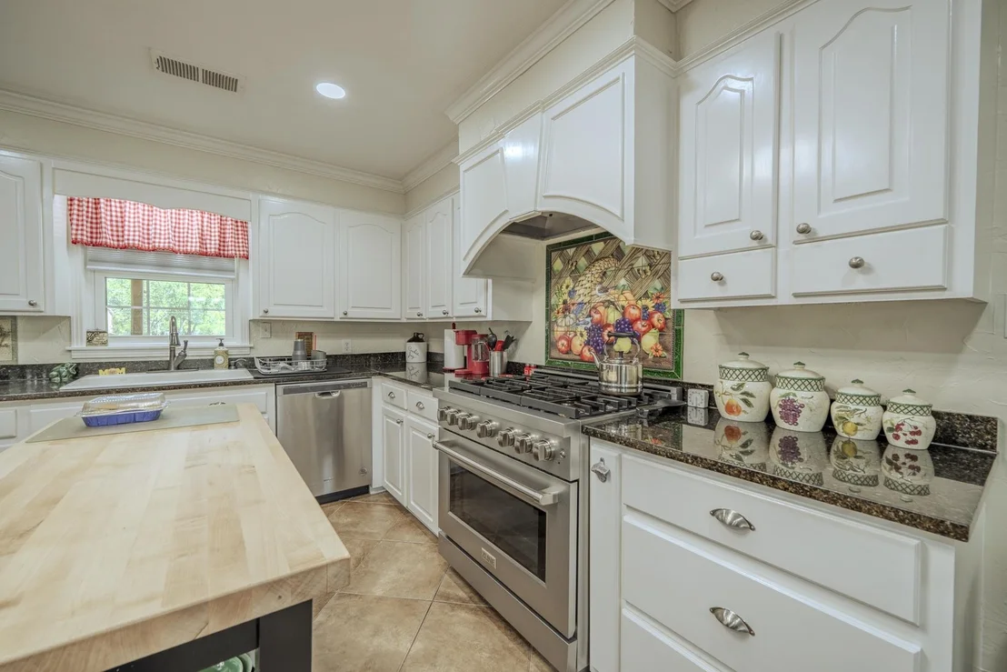 Photo of 60 AVALON PL
