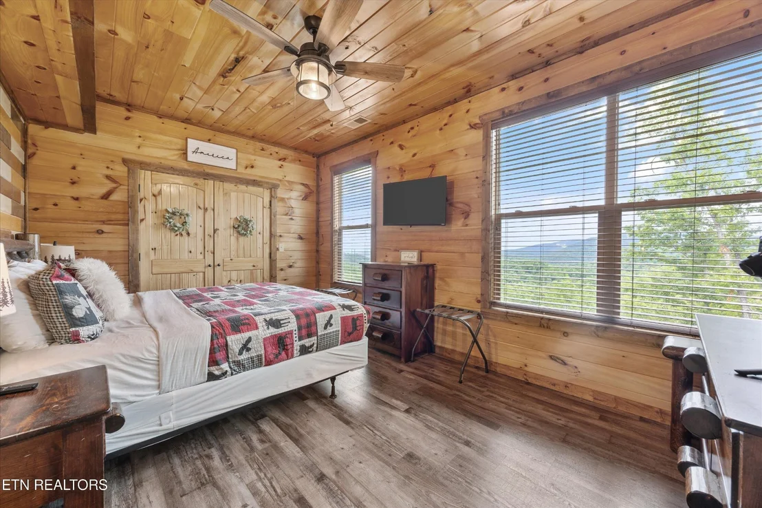 Photo of 3169 Bear Mountain Lane