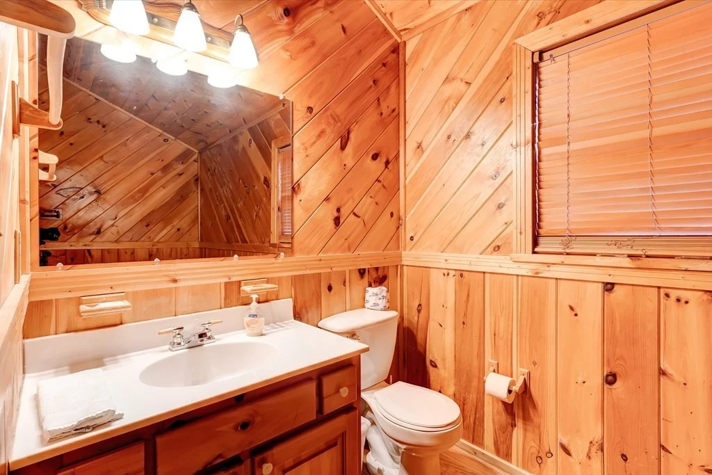 Photo of 2732 PINE CREST Lane