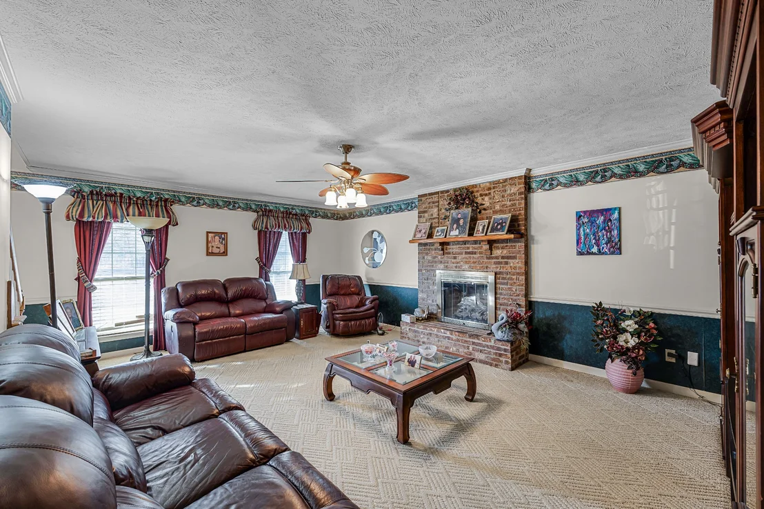 Photo of 336 Turner Loop Rd