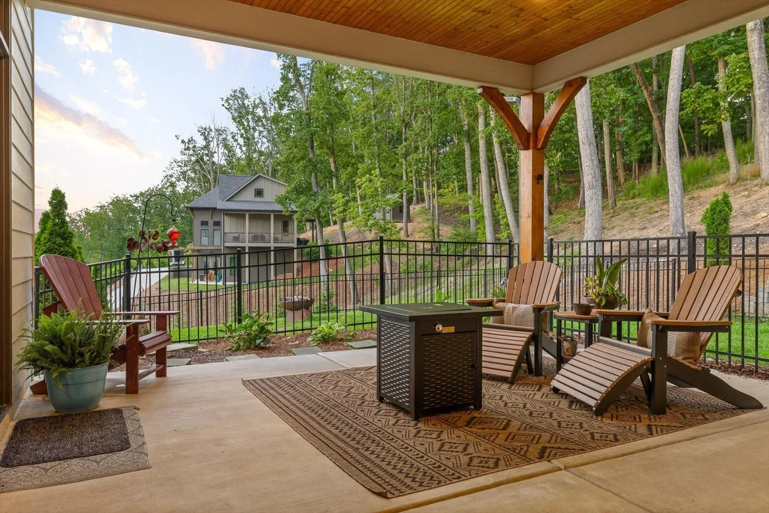 Photo of 9962 Caseview Drive