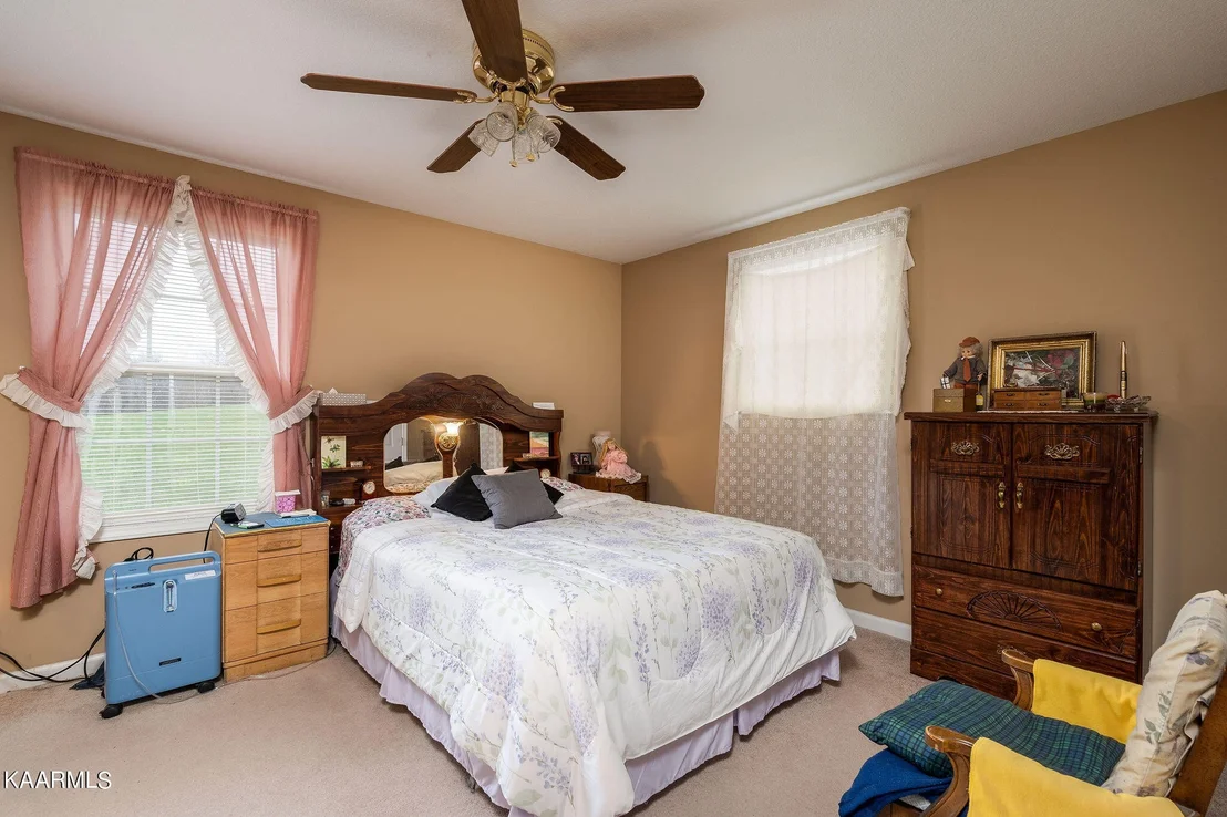 Photo of 1285 Jim Fox Rd