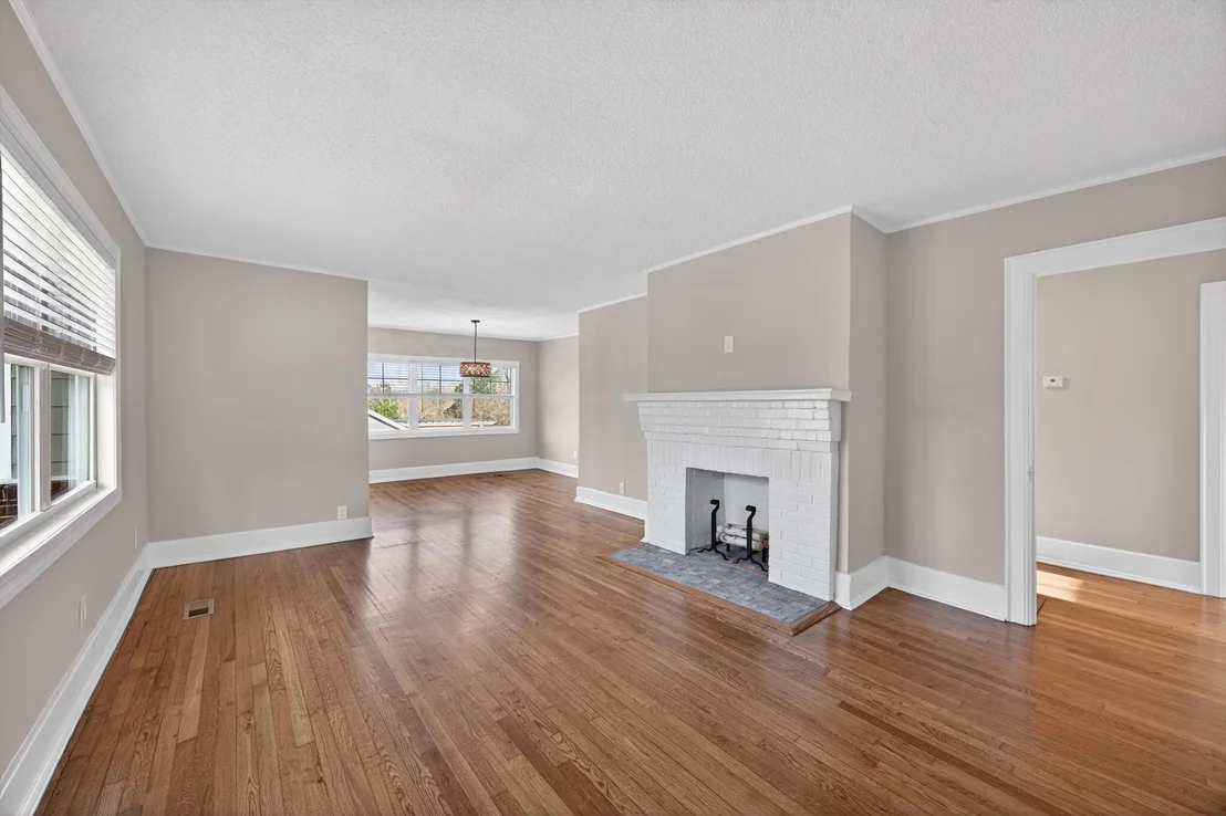 Photo of 1306 Springview Drive