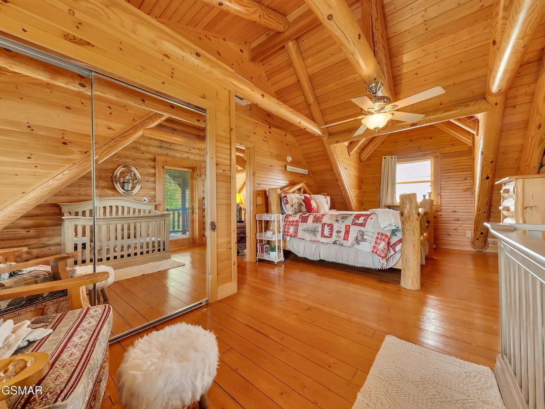 Photo of 838 Pinnacle Drive