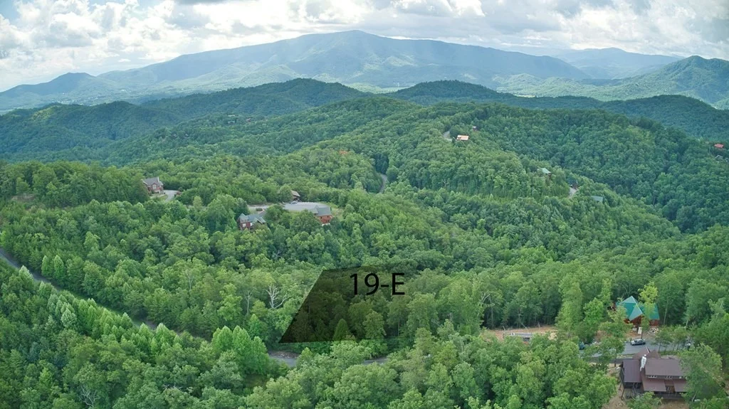 Photo of 19 STACKSTONE Road