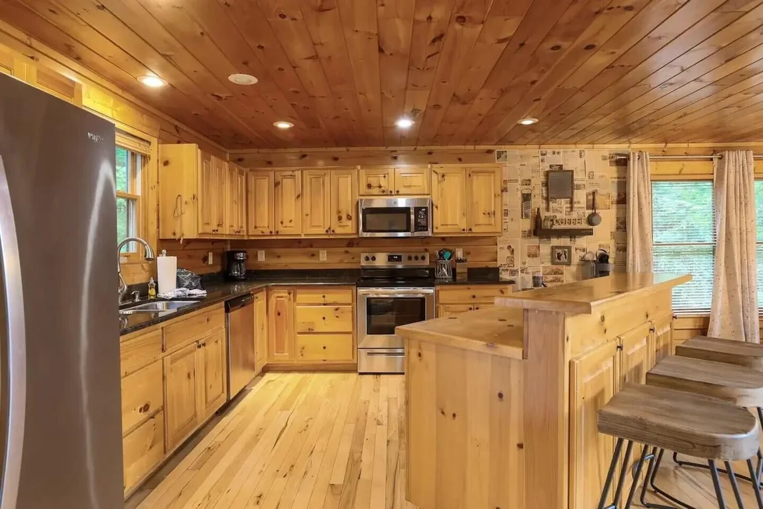 Photo of 2336 Breezy Rd