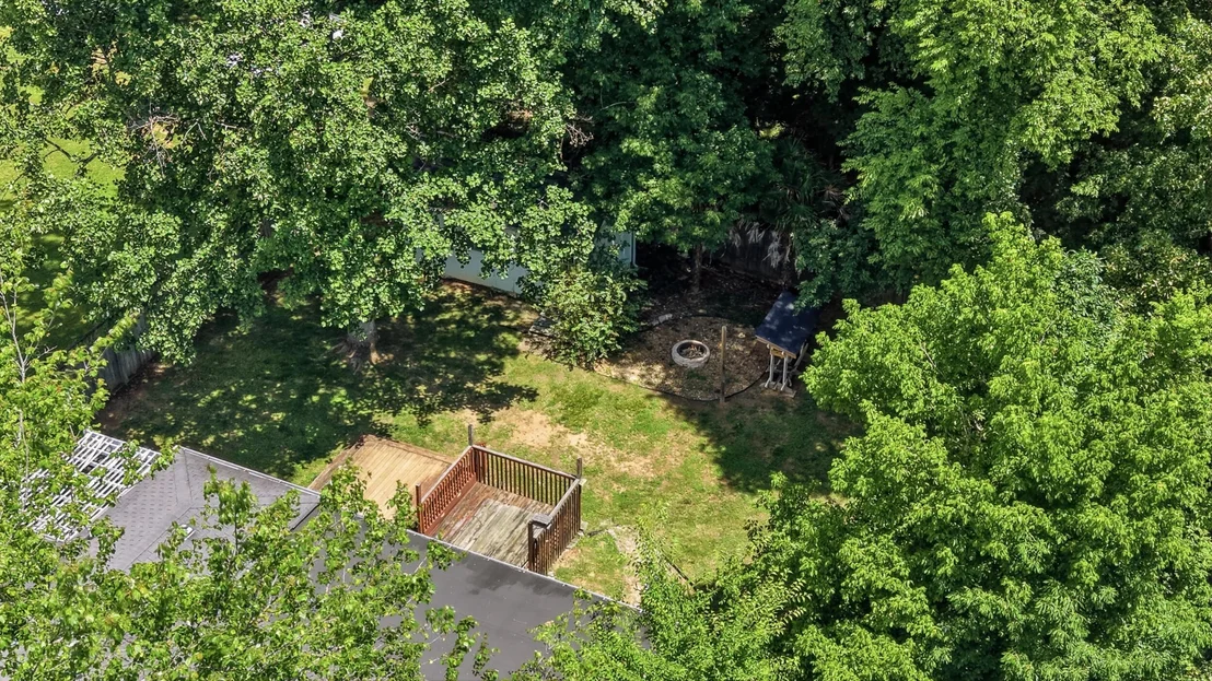 Photo of 8319 Oak Drive