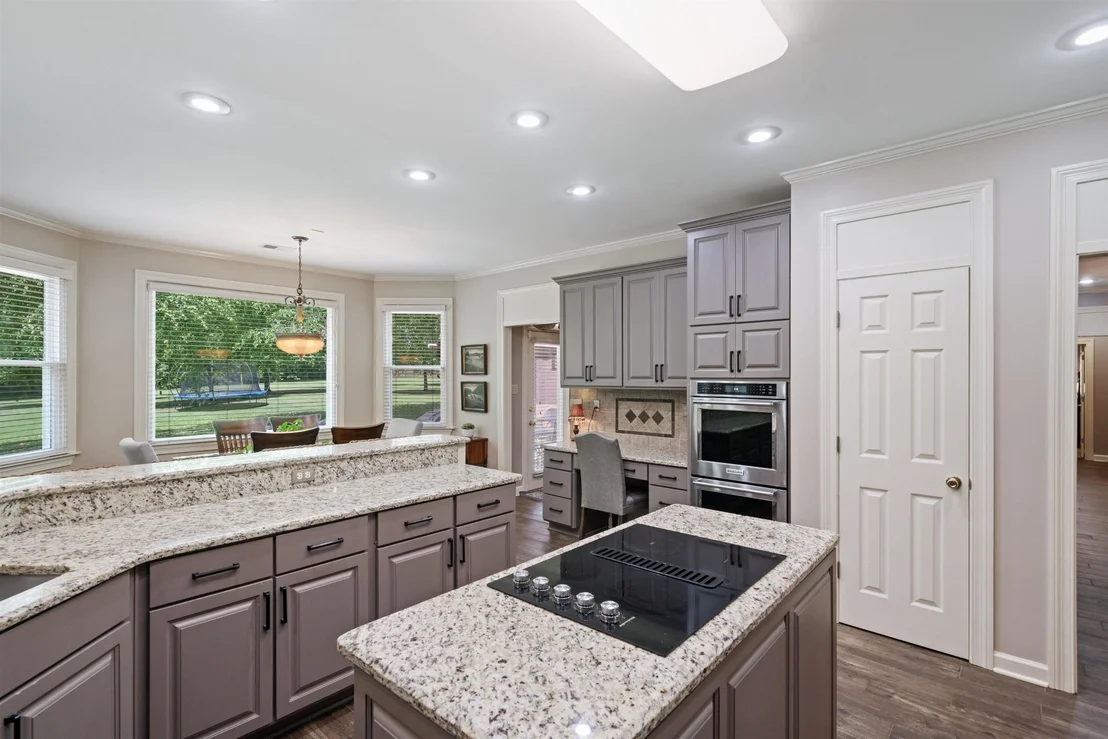 Photo of 685 COLD CREEK DR